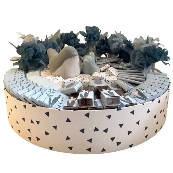 5.5lb Round Chocolate Tray For Baby boy