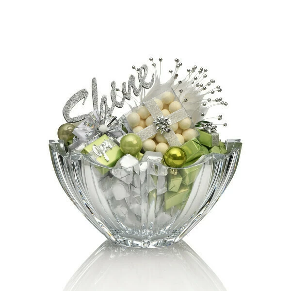 1460g Crystal Centrepiece - Christmas Chocolate Gift Arrangement
