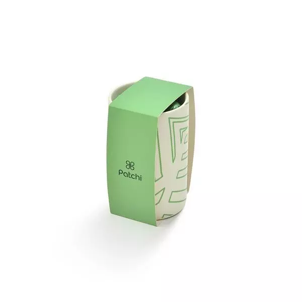 Light Green Patterned Mug With Milk Chocolate Spirale, 120g