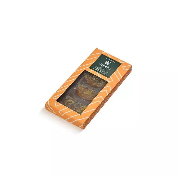 Dark Chocolate Bar With Crisped Almonds & Orange Slices, Orange, 130g