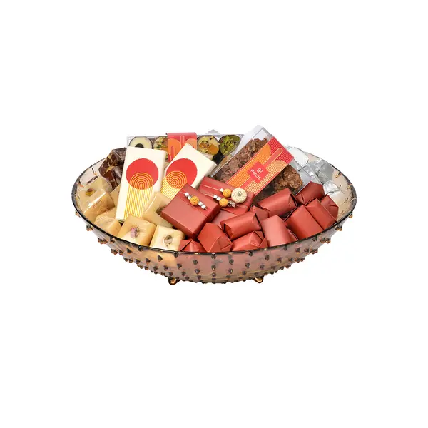 1500g Flared Ornate Glass Bowl, Ramadan Arrangement