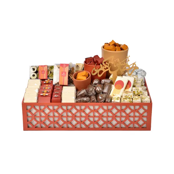 2450g Rectangular Red Wood Tray With Arabesque Patterns, Ramadan Arrangement