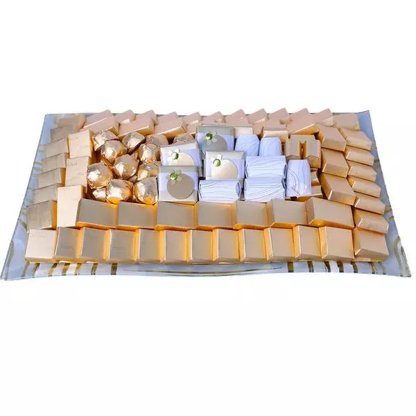 1550g Glass Rectangular-Shaped Plate with Golden Lines, Classic Arrangement