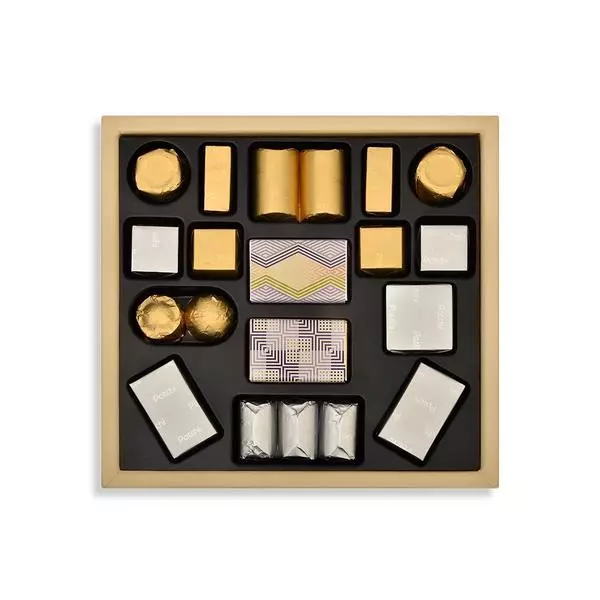 Elegant Art Deco Style Box Of 25 Pieces, Ramadan Gift
