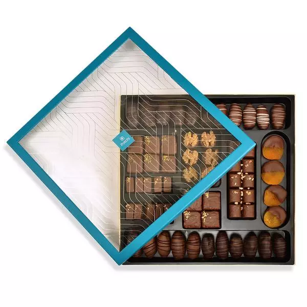 Modern See-Through  Design Box Of 875g Tasali