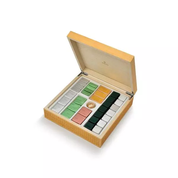 Box of 68 Pieces, L'iconique