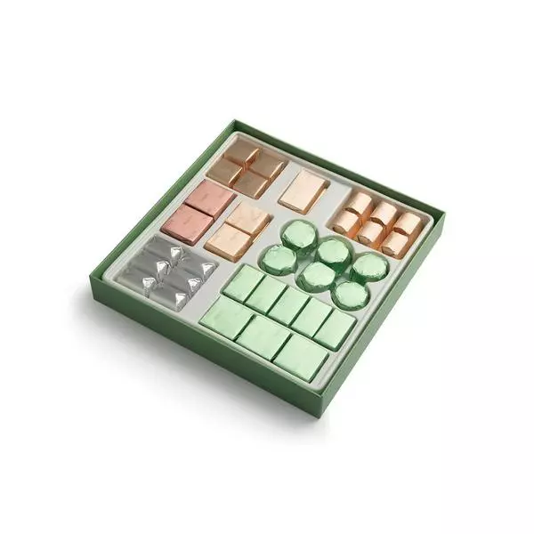 Box of 43 Pieces, Les Créations 