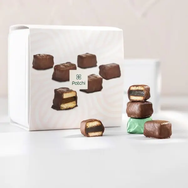 Tin Box of 27 Pieces, Les Loukoums