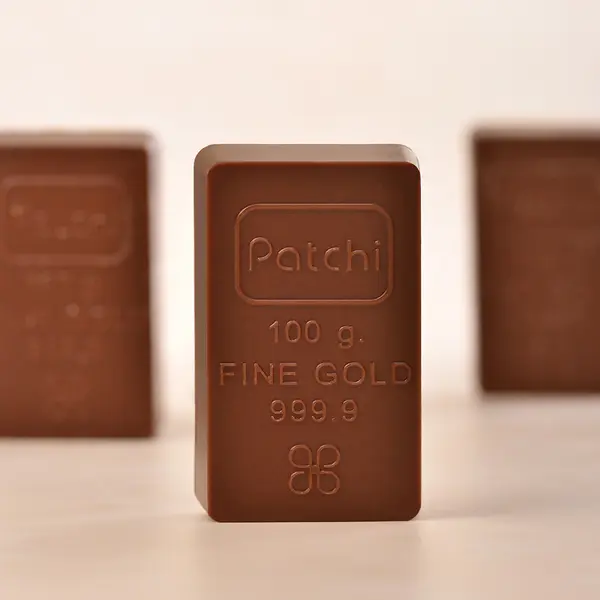 Box of 15 Pieces of Milk Chocolate with Praliné, Les Lingôts.