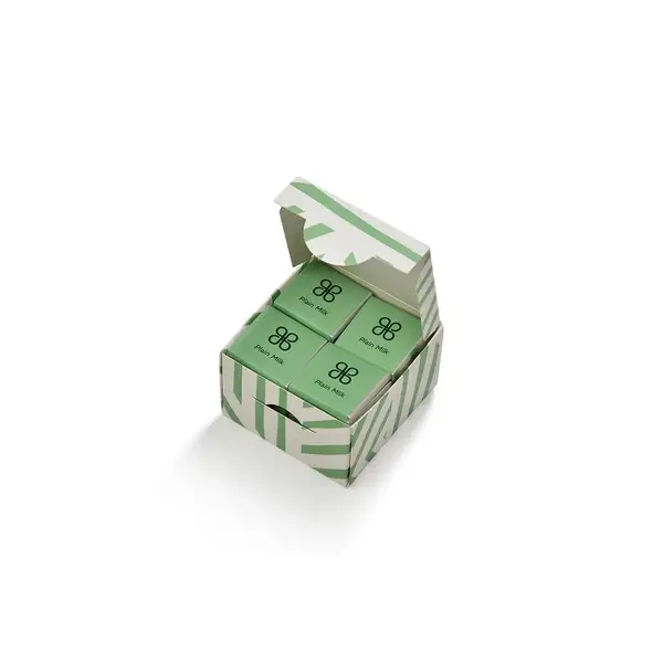 Glass Gandle Holder With 225g of Chocolate, Liv Collection